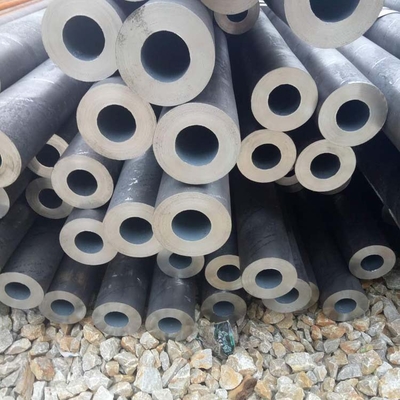 Customized MOQ 1 Ton Hot Rolled Seamless Steel Pipe for Various Applications